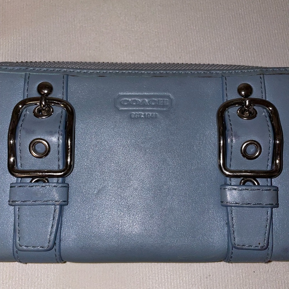Coach leather zip wallet - Picture 4 of 10